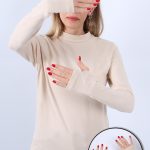 KADIN BOĞAZLI PARMAK DETAYLI UZUN KOLLU BODY